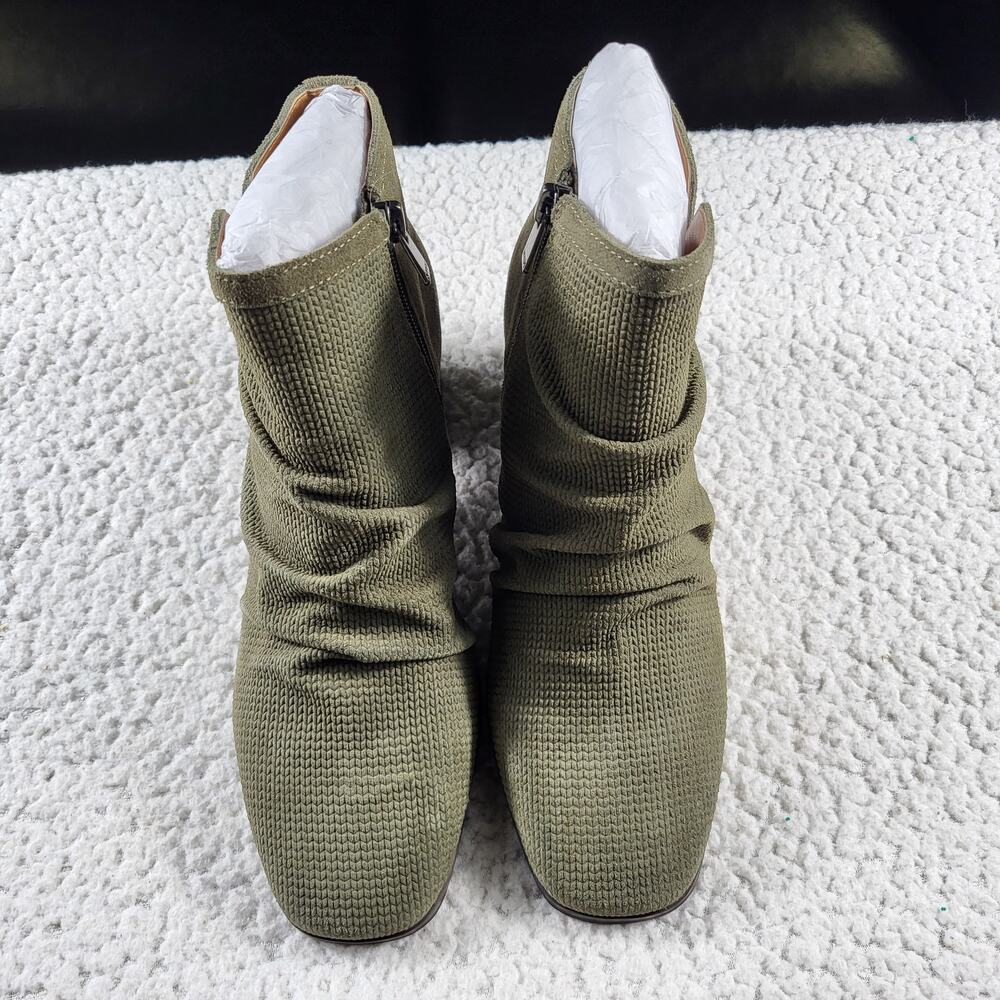 NEW NYDJ Dernnes Embossed green Suede Ankle Boot Bootie Women's size 7.5